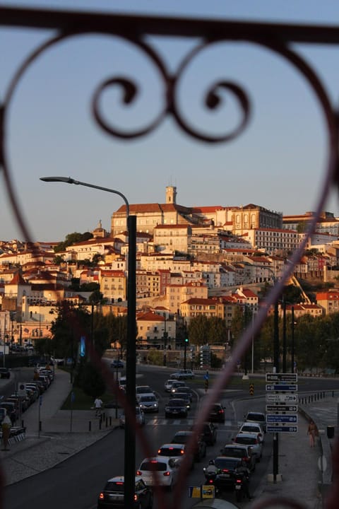Guest House Santa Clara Alojamiento y desayuno in Coimbra