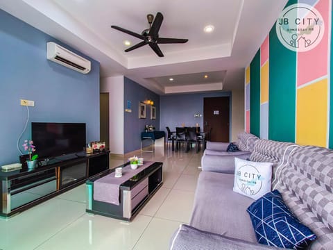 TV and multimedia, Living room, Seating area, fireplace, air conditioner