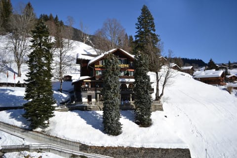 Facade/entrance, Mountain view