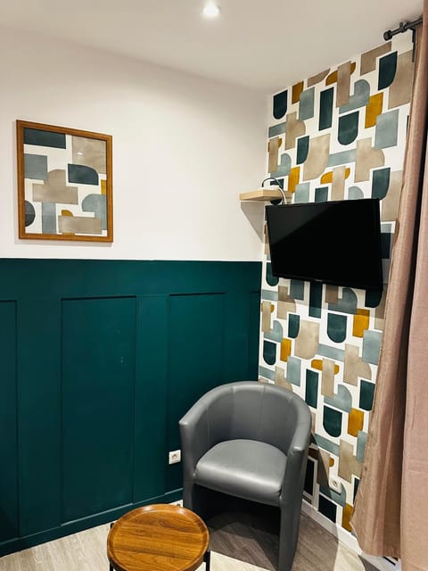 Communal lounge/ TV room, TV and multimedia, Seating area