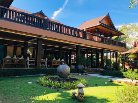 Phi Phi Villa Resort-SHA Extra Plus Resort in Krabi Changwat