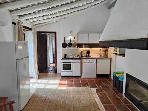 Kitchen or kitchenette, dishwasher, minibar, pet friendly, stove, toaster