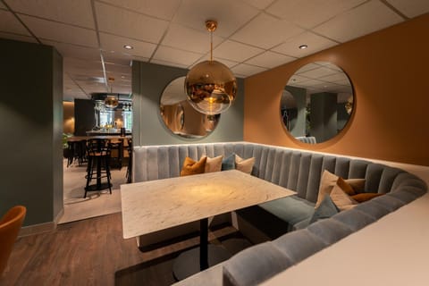 Lounge or bar