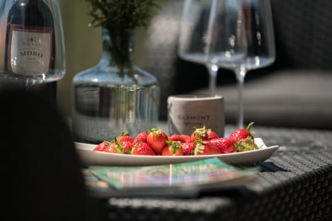 Food and drinks