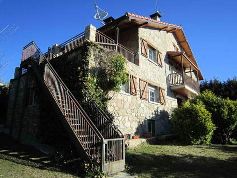 Property building, Facade/entrance, Garden