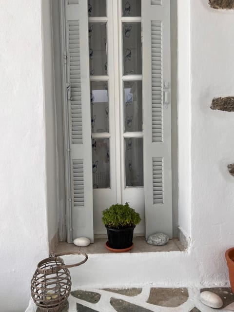 Gala Home Traditional house House in Naxos, Naxos and Lesser Cyclades, Greece