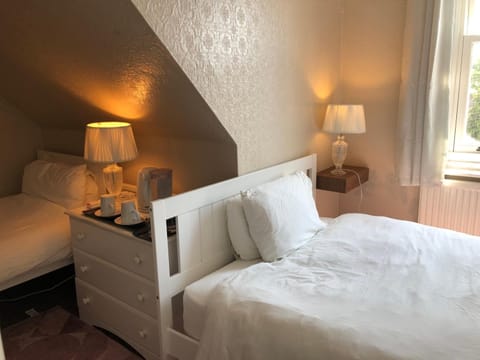 Carena House Bed and Breakfast in Canterbury
