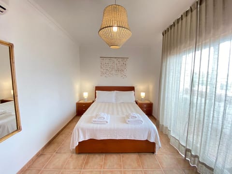 Aloha Burgau Guesthouse Bed and Breakfast in Luz