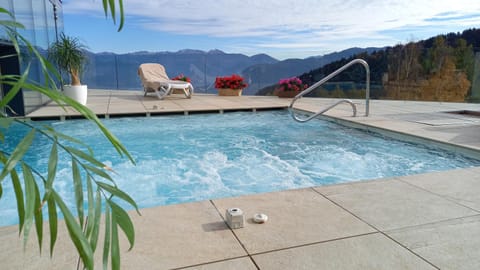 Hot Tub, Pool view, Swimming pool