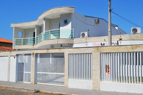 Facade/entrance, Balcony/Terrace