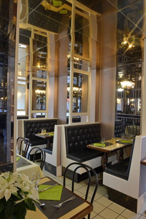 Logis Hotel Le Continental Hotel in Centre-Val de Loire