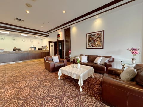 Divya Sutra Plaza and Conference Centre Calgary Airport Hotel in Calgary