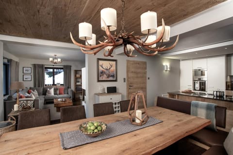 Kitchen or kitchenette, Living room, Dining area