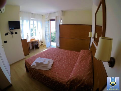 Bed, Bedroom, bunk bed