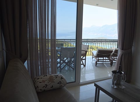 AKRON Luxury Holidays Hotel in Islands