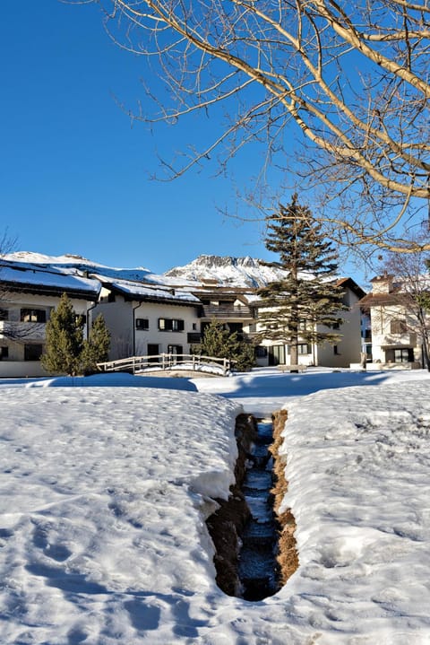 Property building, Winter