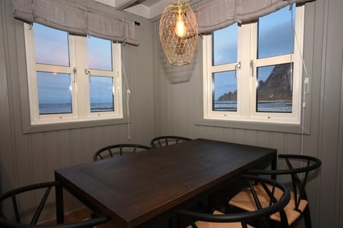 Bleik Sea Cabins Campground/ 
RV Resort in Troms Og Finnmark