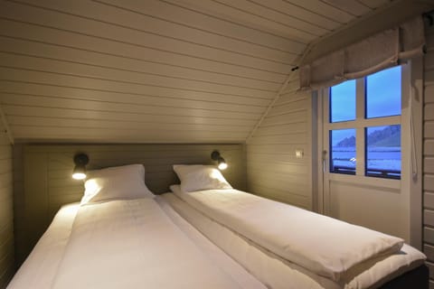Bleik Sea Cabins Camping /
Complejo de autocaravanas in Troms Og Finnmark