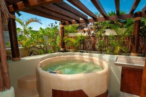 Hot Tub, Balcony/Terrace