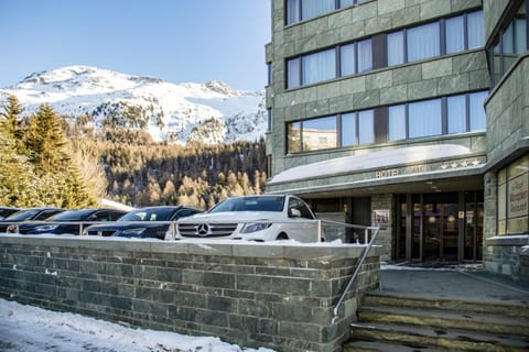 Property building, Winter, Mountain view