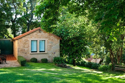 Property building, Facade/entrance, Garden view