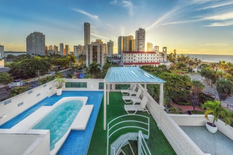 City view, Landmark view, Pool view, Sunrise, Sunset