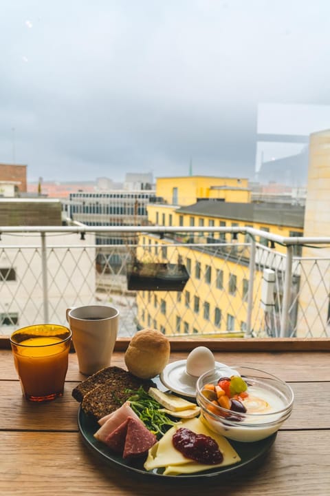 Breakfast