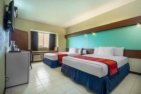 Microtel by Wyndham Eagle Ridge Hotel in Calabarzon