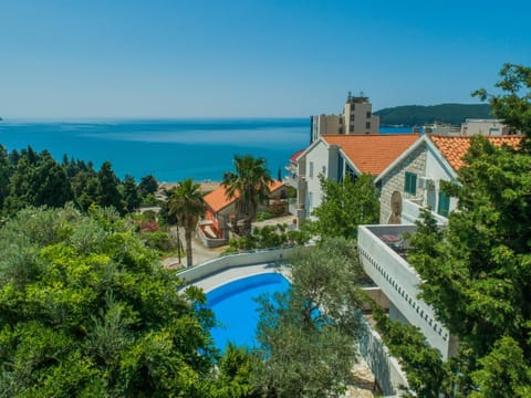 The Turtles Garden Chalet in Budva Municipality