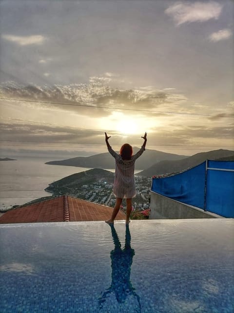 City view, Pool view, Sea view