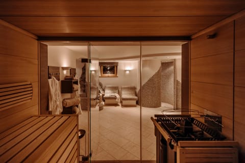 Sauna, Spa and wellness centre/facilities