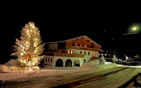 Property building, Winter