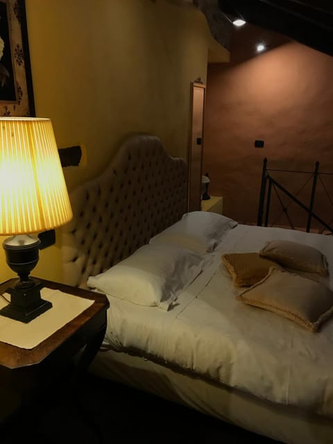 Dimora I Manichei Bed and Breakfast in Monforte d'Alba