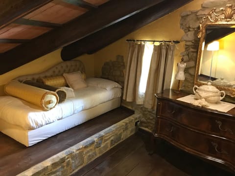 Dimora I Manichei Bed and Breakfast in Monforte d'Alba