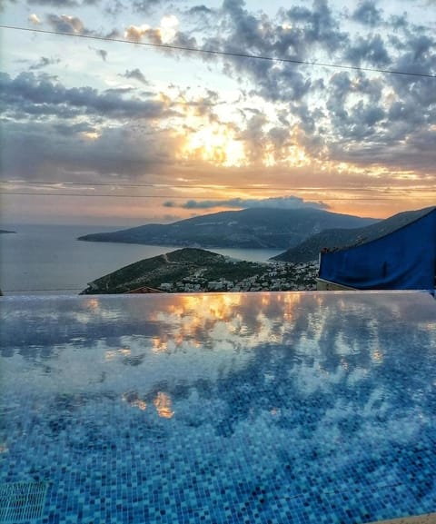 City view, Mountain view, Pool view, Sea view