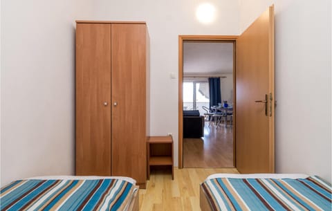 2 Bedroom Awesome Apartment In Mandre Condo in Novalja