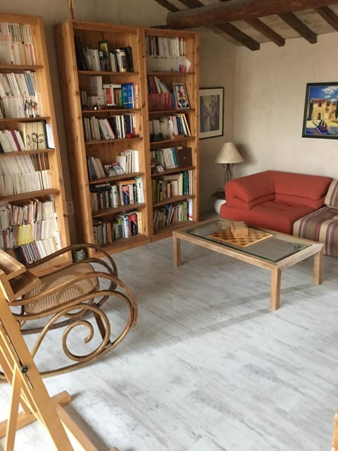 Library, Library, Living room