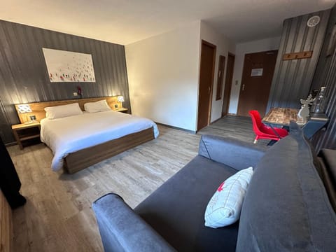Fontaine du Mont Blanc Hotel & Spa Hotel in Les Houches