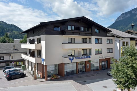 Facade/entrance, Summer, View (from property/room)