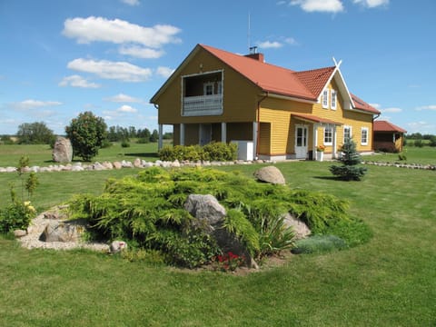 Facade/entrance, On site