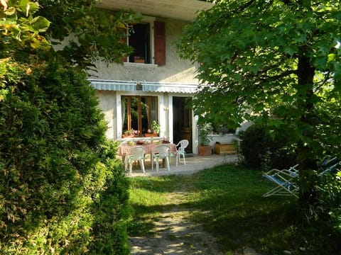 maison de marie Bed and Breakfast in Doussard