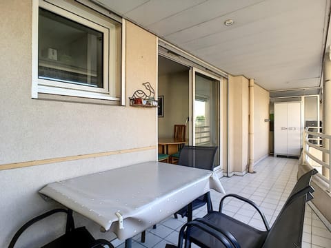 Cozy Apartment sea view Air Cond Condo in Antibes