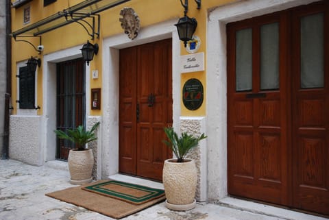 Facade/entrance, Street view