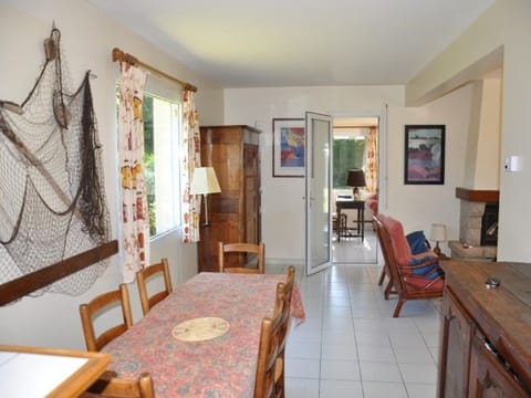 Villa 3 étoiles avec jardin, à 400m de la plage de Trestraou, Perros-Guirec, 7 pers, WiFi, parking - FR-1-368-8 House in Perros-Guirec