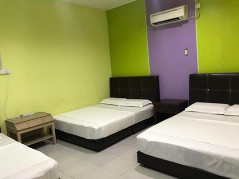 Taman negara rainbow guest house Hotel in Terengganu, Malaysia