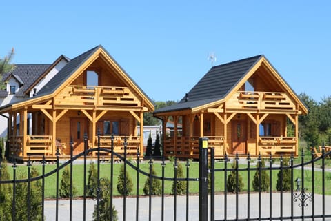 Domki Letniskowe Promyk Campground/ 
RV Resort in Pomeranian Voivodeship