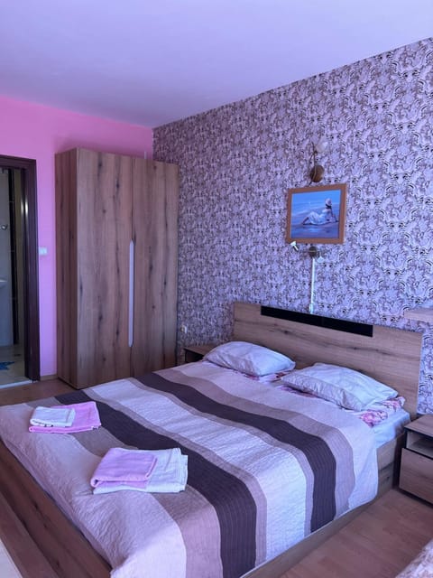 Apartments for guests "Einstein" Condominio in Varna