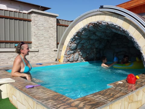 Garden, Pool view, Swimming pool