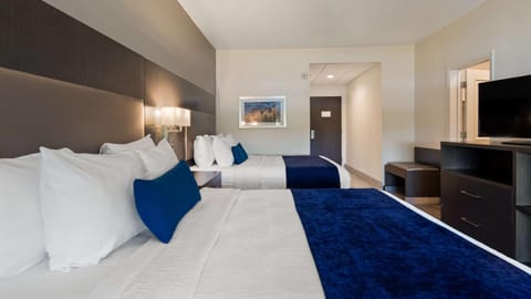 Best Western Plus Roland Inn & Suites Hotel in San Antonio