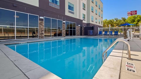 Best Western Plus Roland Inn & Suites Hotel in San Antonio